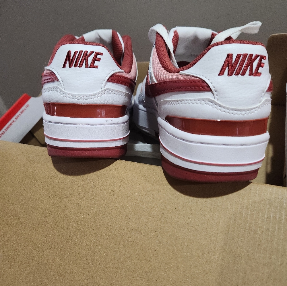 Nike Women's White and Burgundy/Maroon Low-Top Sneakers - Picture 3 of 5